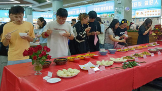 太阳城第三食堂举办产品创新品鉴会...